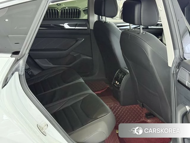 Volkswagen CC id 4313394 из Китая 15