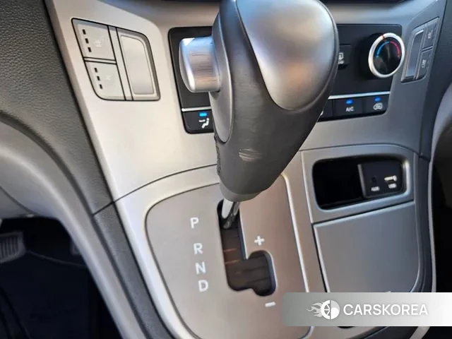 Hyundai The New Grand Starex id 2994864 из Кореи 19