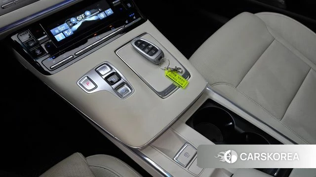Hyundai The New Grandeur IG Hybrid id 4445213 из Кореи 29