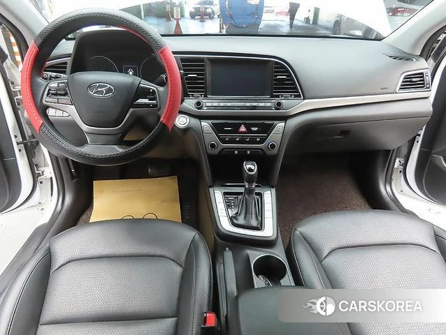 Hyundai Avante AD id 3905971 из Кореи 19