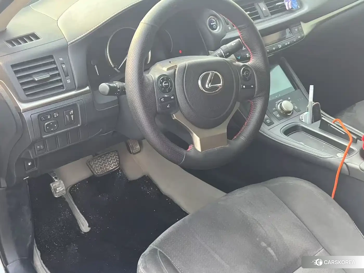 Lexus CT id 4554060 из Китая 9