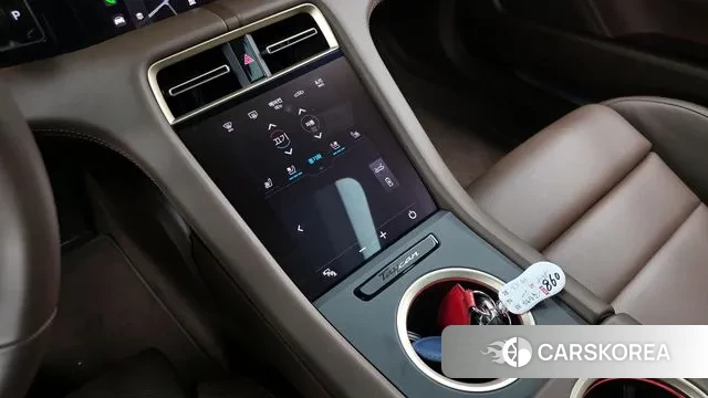 Porsche Taycan id 3681191 из Кореи 19