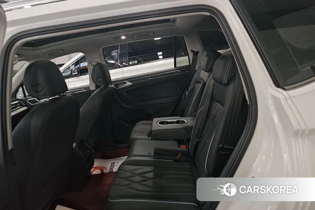 Volkswagen Tiguan L id 4264499 из Китая 16