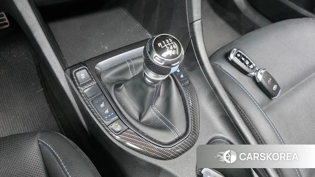 Hyundai Veloster (JS) id 4447704 из Кореи 31
