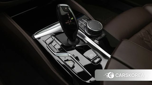 BMW 5 Series (G30) id 4540655 из Кореи 19