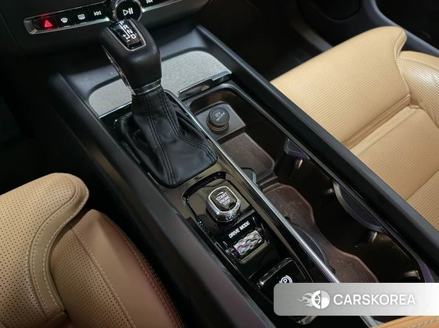 Volvo XC60 second Generation id 4304495 из Кореи 19