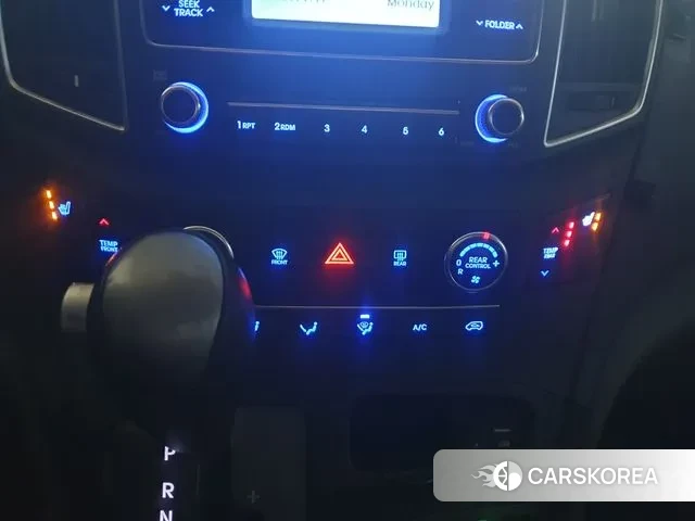 Hyundai The New Grand Starex id 3374972 из Кореи 14