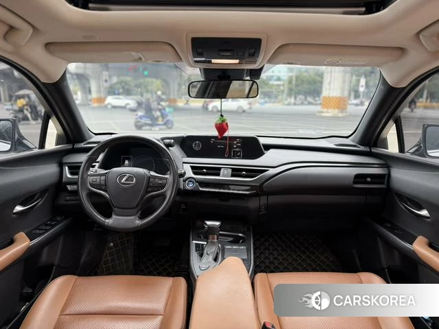 Lexus UX id 3857868 из Китая 23