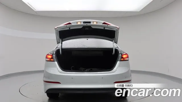 Hyundai Avante AD id 2840337 из Кореи 19
