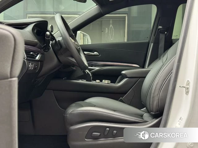Cadillac XT4 id 4253894 из Китая 9