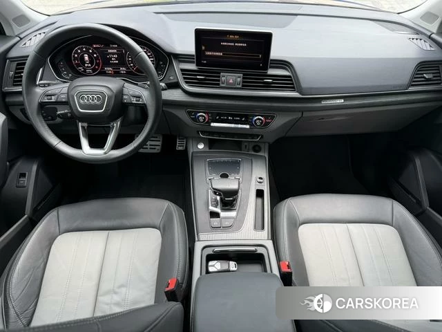 Audi Q5L id 4211818 из Китая 14