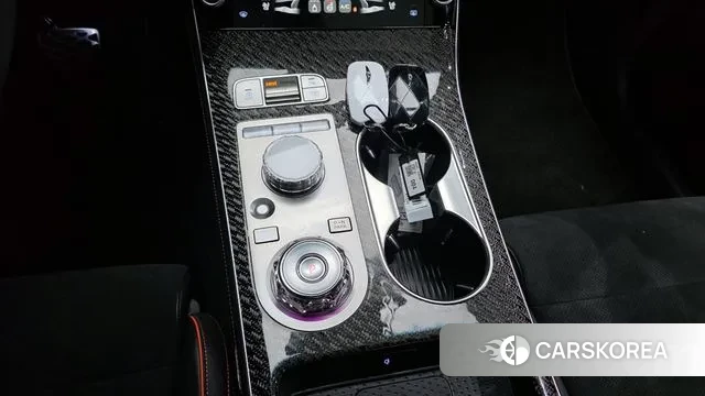 Genesis GV70 id 3679365 из Кореи 19