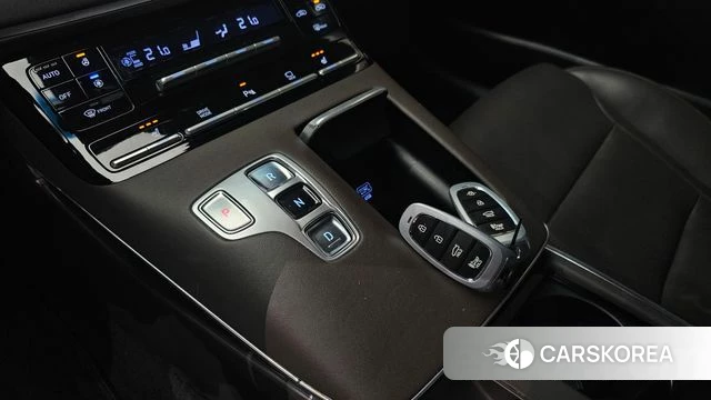 Hyundai The New Grandeur IG id 4458423 из Кореи 19