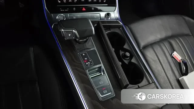 Audi A6 (C8) id 3038521 из Кореи 19