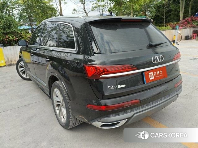 Audi Q7 id 4208905 из Китая 9