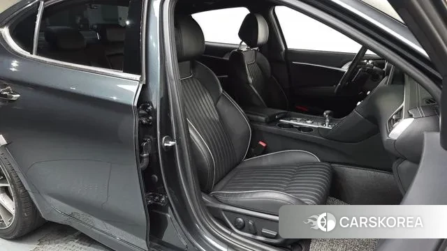 Genesis G70 id 2990801 из Кореи 19