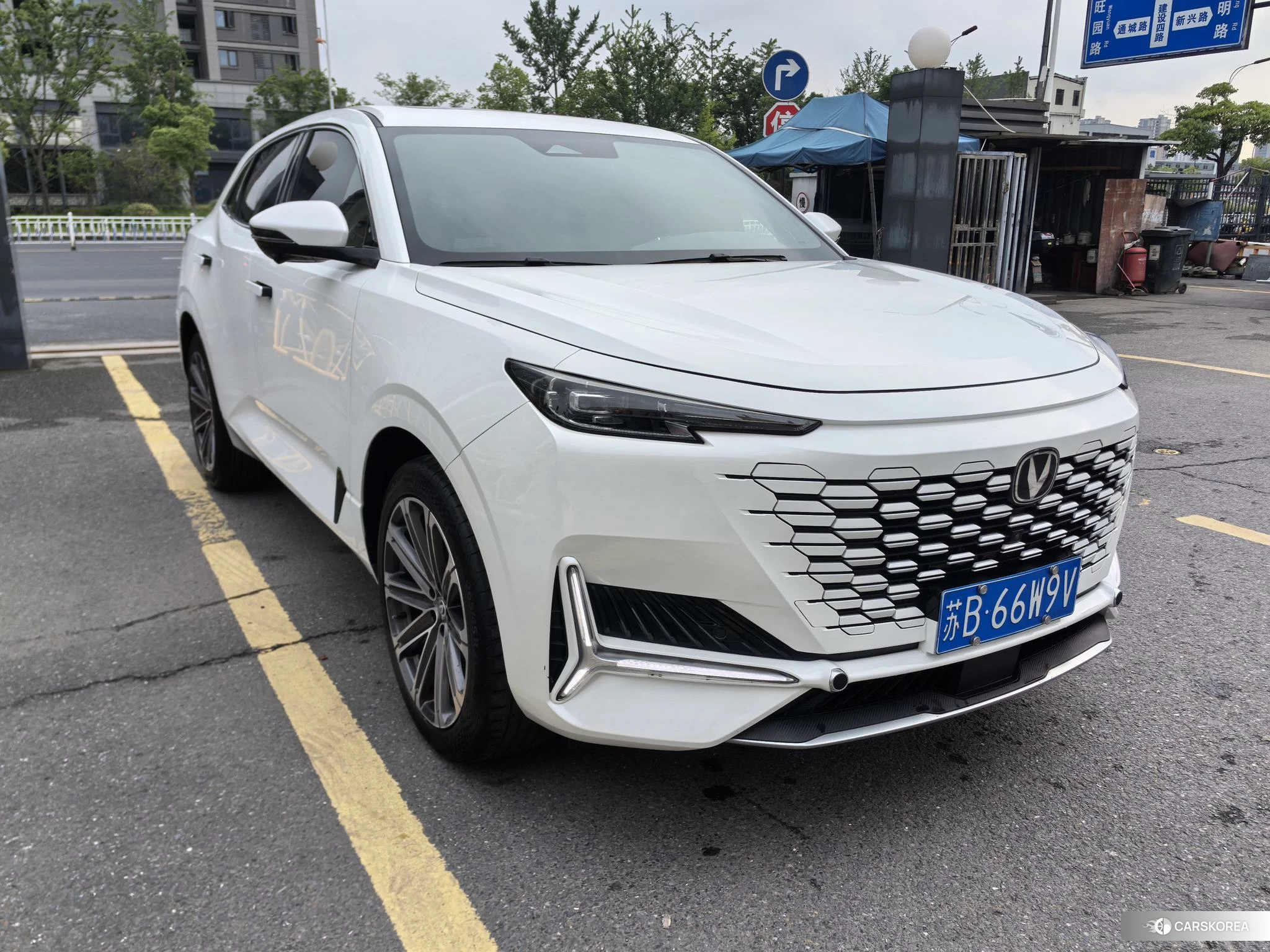 Chang'an UNI-K id 4420176 из Китая 15