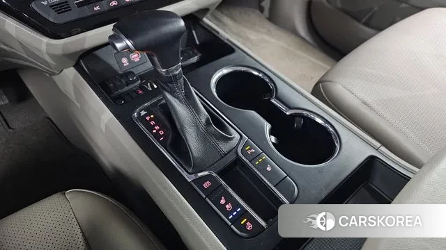 Kia The New Carnival id 3661776 из Кореи 19