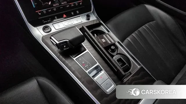 Audi A6 (C8) id 3649269 из Кореи 19