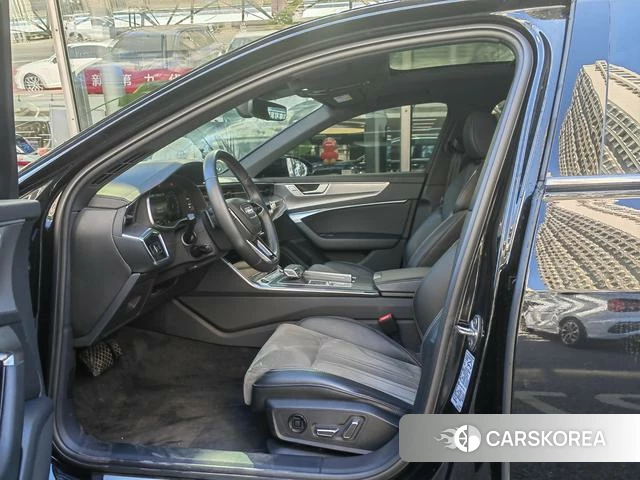 Audi A6L id 4258232 из Китая 9
