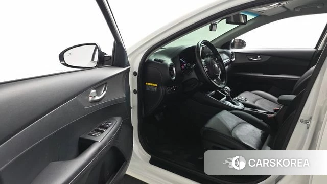 Kia Come New K3 id 4377980 из Кореи 29