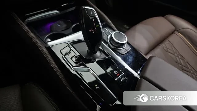 BMW 5 Series (G30) id 3690811 из Кореи 19