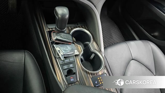 Toyota Camry (XV70) id 3894245 из Кореи 19