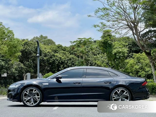 Audi A7L id 4274410 из Китая 18