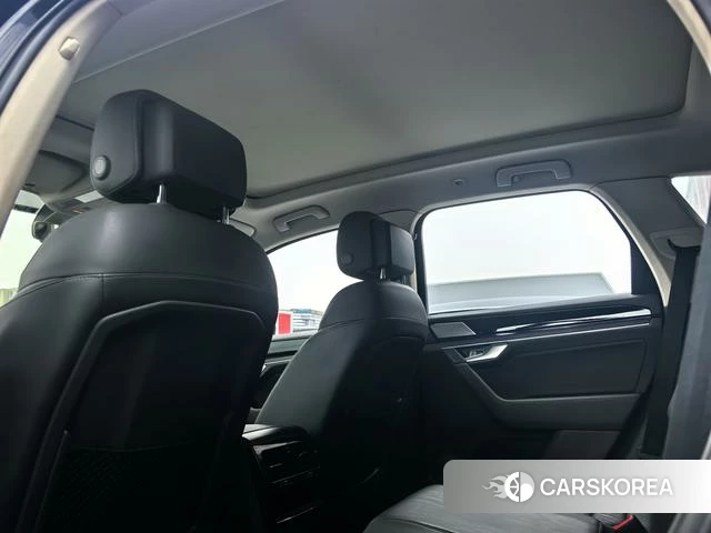 Volkswagen Touareg id 4215123 из Китая 15