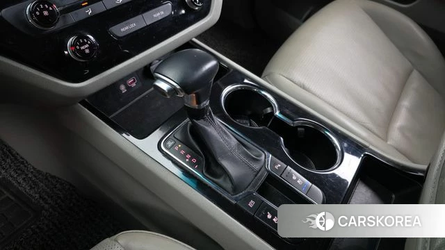 Kia The New Carnival id 4658231 из Кореи 19