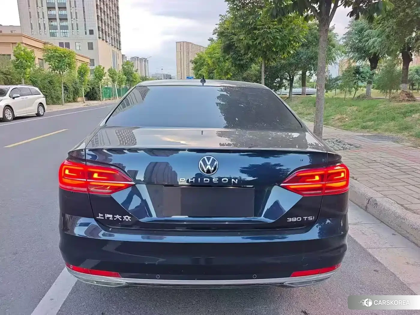 Volkswagen Phideon id 4653988 из Китая 9