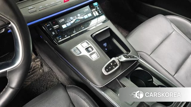 Hyundai The New Grandeur IG id 4224104 из Кореи 31