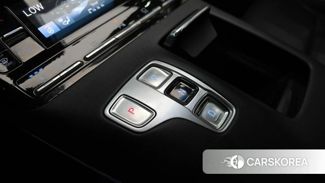 Hyundai The New Grandeur IG id 4338475 из Кореи 19