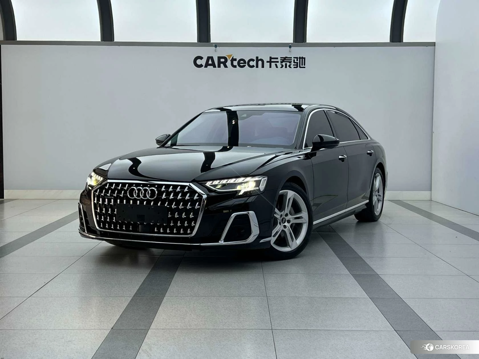 Audi A8 id 4498869 из Китая 34