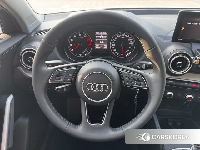Audi Q2L id 4275795 из Китая 20