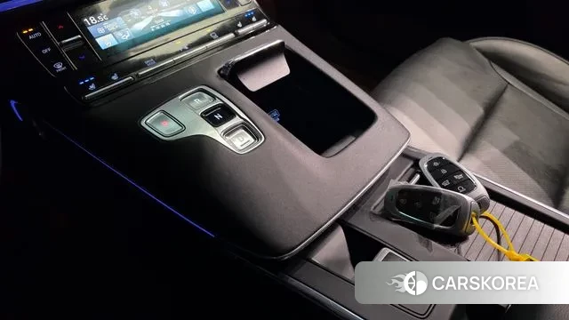 Hyundai The New Grandeur IG Hybrid id 3007500 из Кореи 19