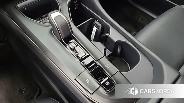 Toyota Crown Crossover id 3185346 из Кореи 16