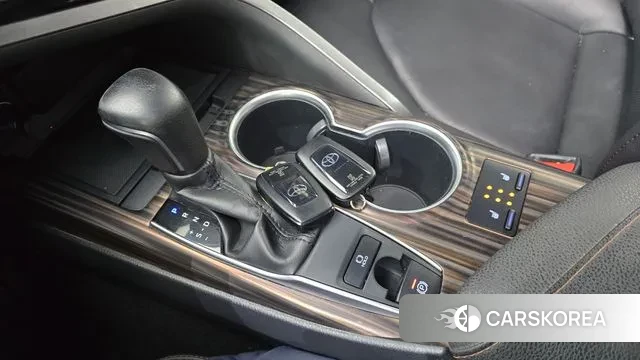 Toyota Camry (XV70) id 3460005 из Кореи 19