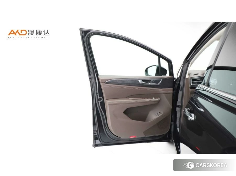 Volkswagen Weiran id 4407385 из Китая 10