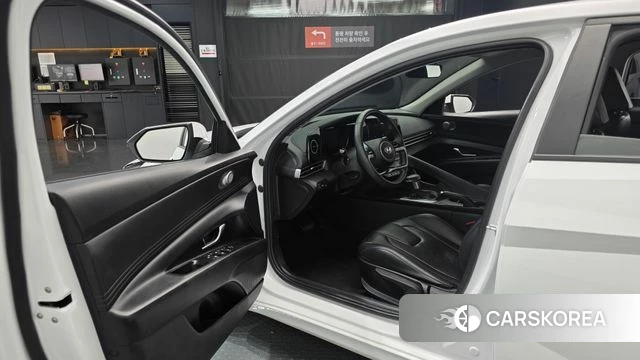 Hyundai Avante (CN7) id 4231984 из Кореи 28