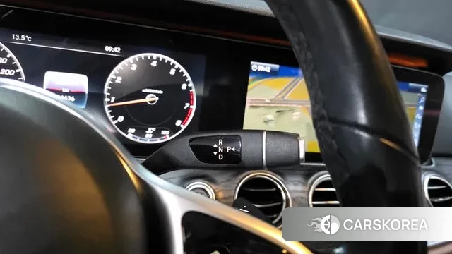 Mercedes-Benz E-Class W213 id 3297568 из Кореи 19