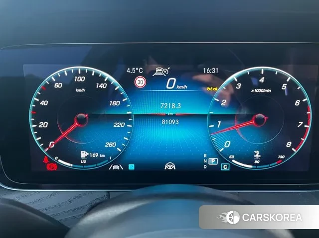 Mercedes-Benz E-Class W213 id 3701587 из Кореи 9