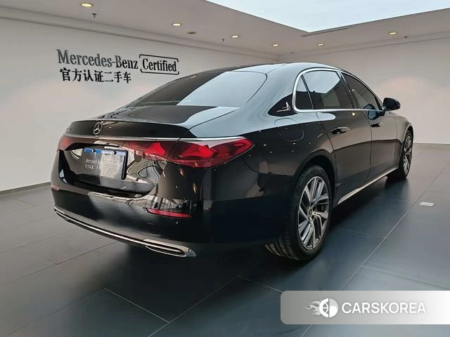 Mercedes-Benz E-class id 4297296 из Китая 19