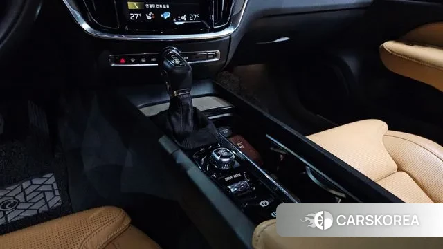 Volvo S60 3rd generation id 3631188 из Кореи 19