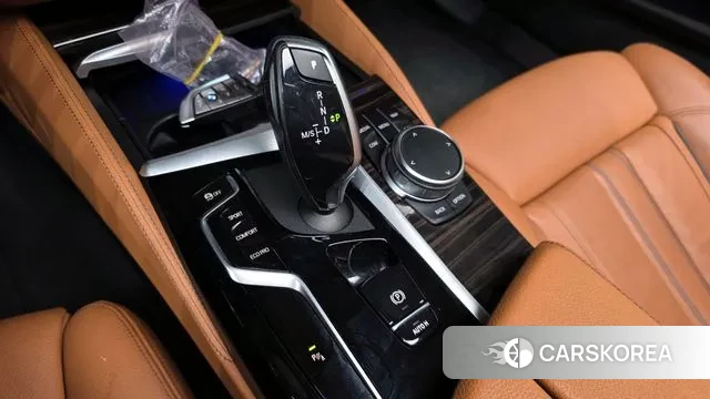 BMW 5 Series (G30) id 3701610 из Кореи 19