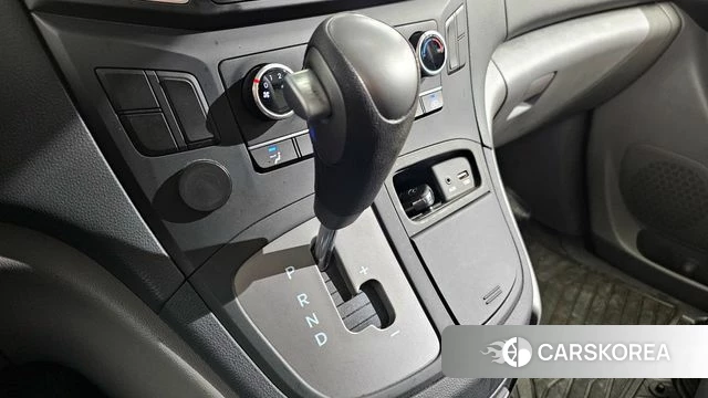 Hyundai The New Grand Starex id 4330911 из Кореи 19