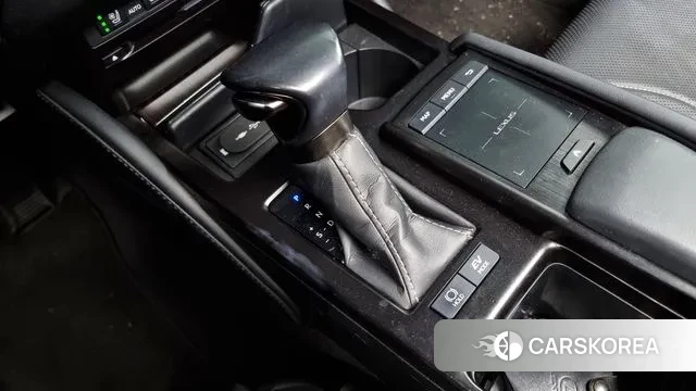 Lexus ES300h 7th generation id 3044868 из Кореи 19