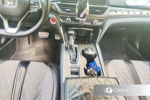 Honda Accord id 4297736 из Китая 16
