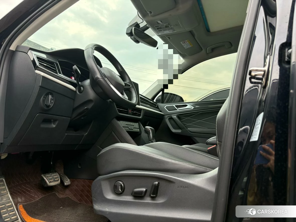 Volkswagen Tiguan L id 4486577 из Китая 9