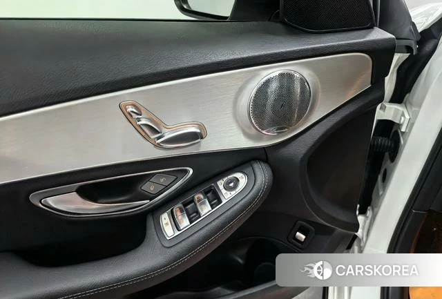 Mercedes-Benz Class C id 4238637 из Китая 10